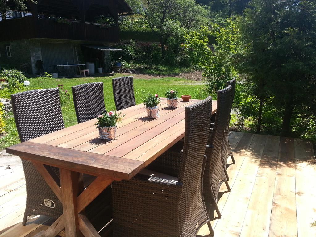 Pension Rosenheim Treffen Εξωτερικό φωτογραφία